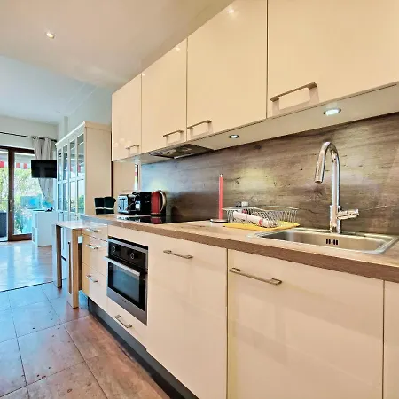 Apartment Le Jardin Ascot By Booking Guys *